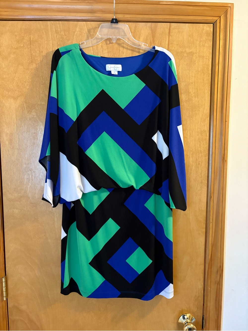 Jessica Simpson Blue, Green, & White Abstract Dress